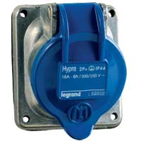 Встраиваемая розетка Hypra - IP 44 - 3К+З - 16 А - металл | код 052033 |  Legrand